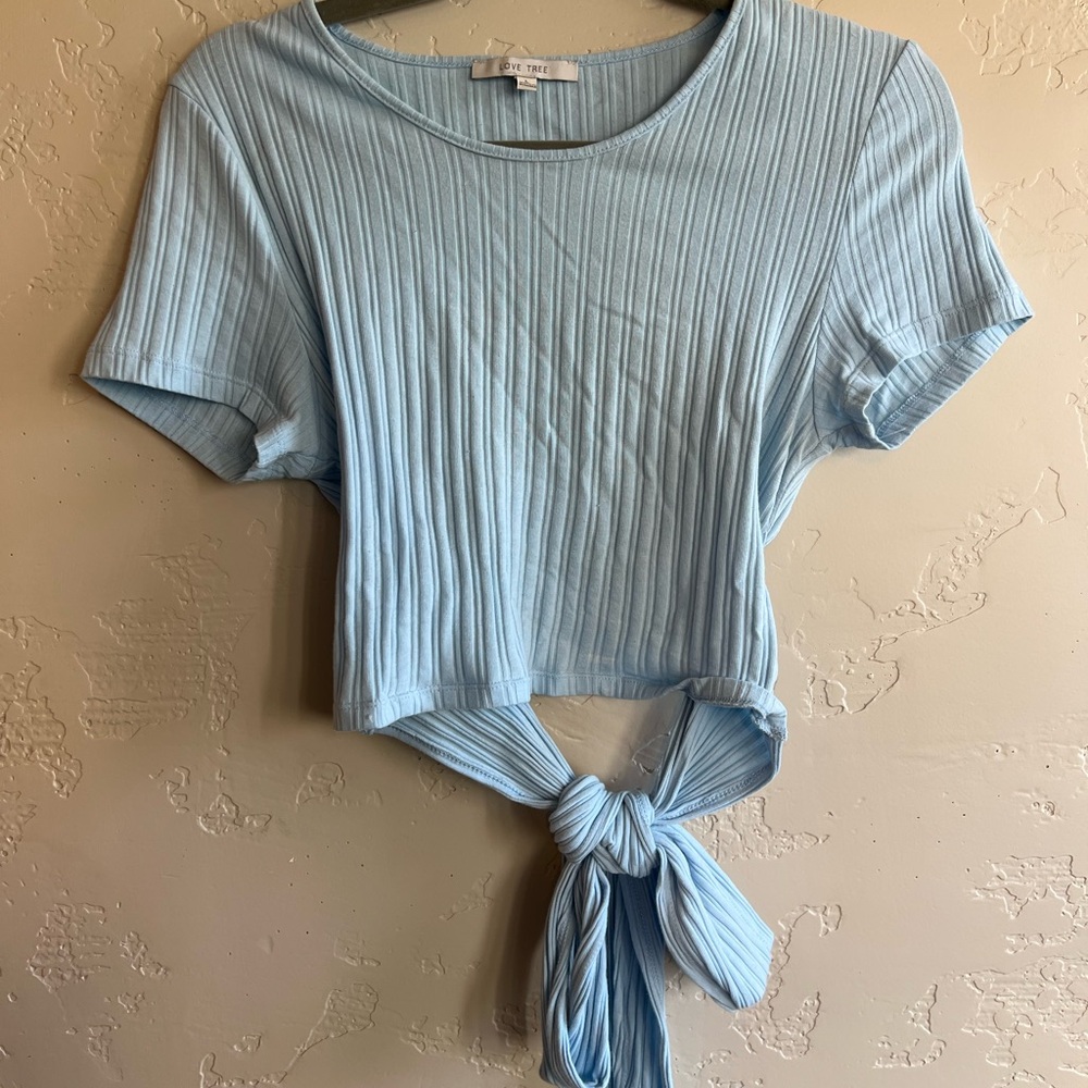 Light Blue Ribbed Open-back with Cute Bow